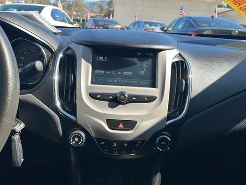 Used 2017 Chevrolet Cruze LS image 12