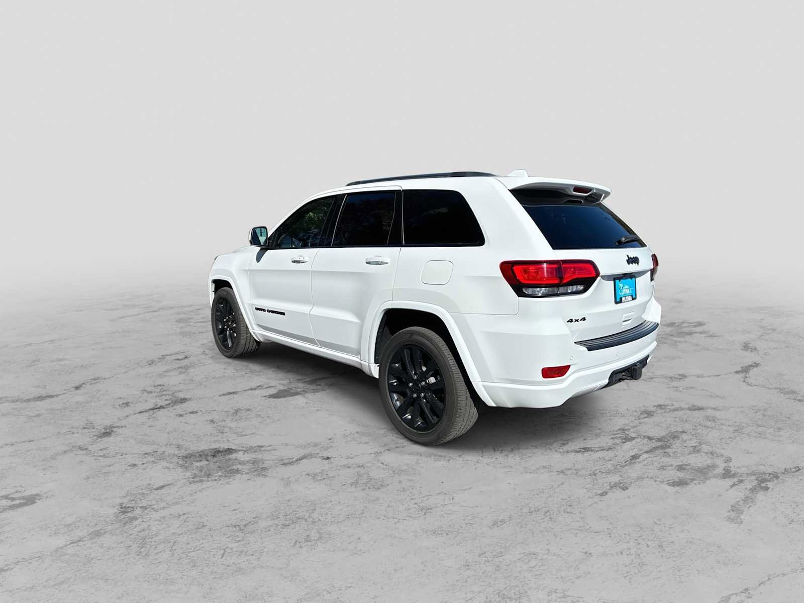 Used 2020 Jeep Grand Cherokee Altitude AWD/4WD image 6