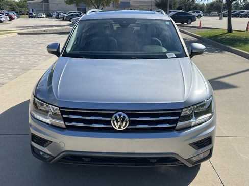 Certified 2020 Volkswagen Tiguan SEL image 3