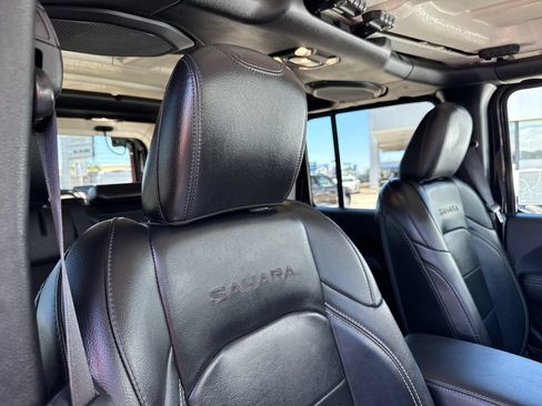 Certified 2023 Jeep Wrangler Unlimited Sahara w/ Cold Weather Group AWD/4WD image 16
