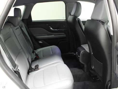 Used 2022 Lincoln Corsair Reserve w/ Luxury Package image 15