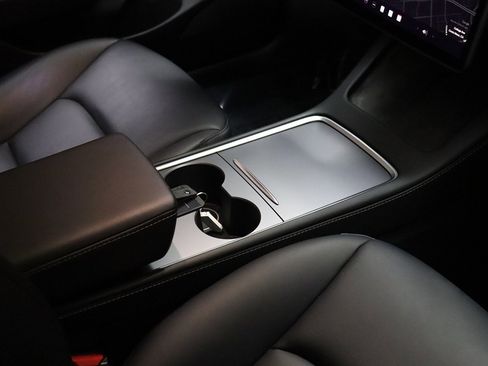 Used 2023 Tesla Model 3 Standard Range image 64