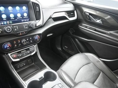 Used 2022 GMC Terrain SLT w/ Infotainment Package II FWD image 29