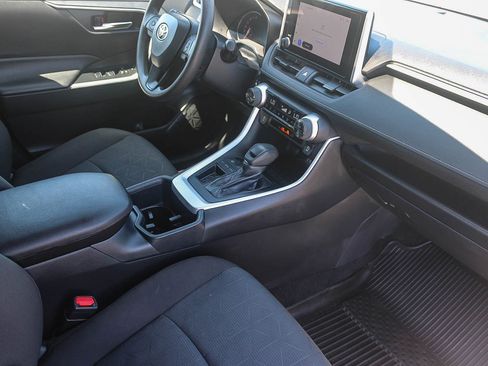 Certified 2025 Toyota RAV4 XLE w/ Convenience Package image 17