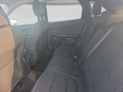 Used 2025 Ford Escape Active w/ Tech Pack #1 FWD image 9