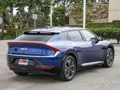 Used 2023 Kia EV6 Wind w/ Wind Technology Package AWD/4WD image 9