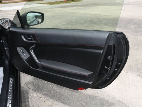 Used 2013 Scion FR-S RWD image 17