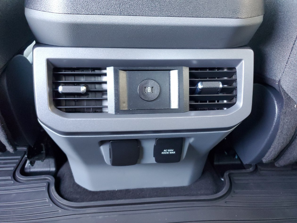 Used 2024 Ford F250 XLT AWD/4WD image 16