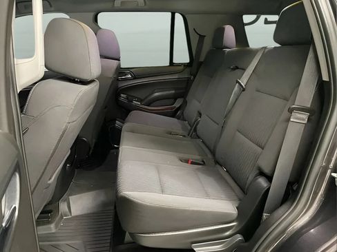 Used 2018 GMC Yukon SLE w/ SLE Value Package RWD image 11