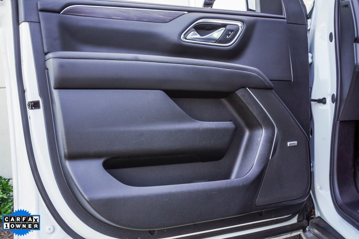 Used 2024 Chevrolet Suburban LT RWD image 11
