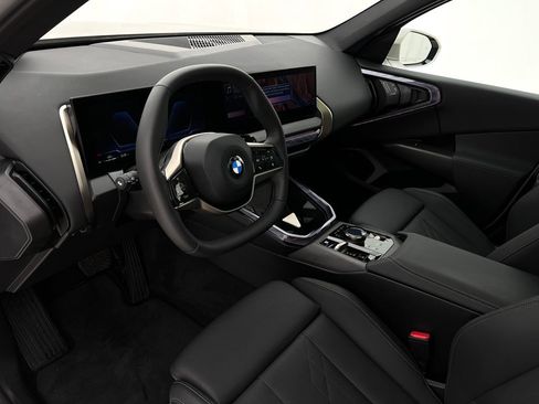 Certified 2025 BMW X3 xDrive30i w/ Convenience Package image 12