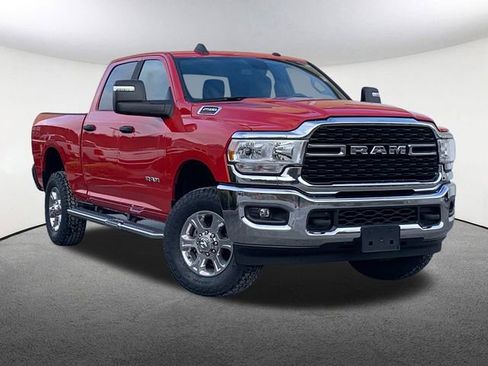 Used 2024 RAM 2500 Big Horn w/ Bed Utility Group image 2