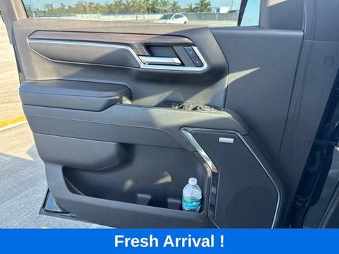 Used 2023 Chevrolet Silverado 1500 RST w/ Convenience Package II RWD image 10
