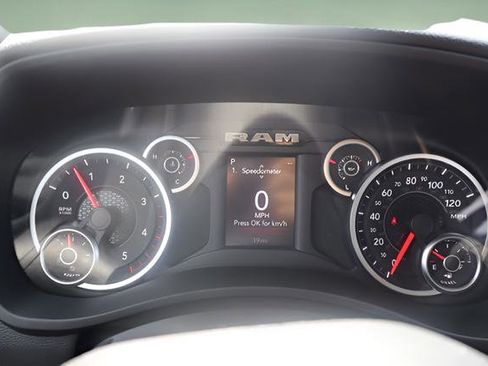 New 2026 RAM 3500 Big Horn AWD/4WD image 18