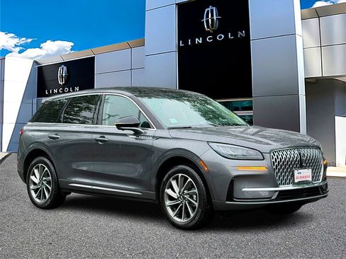 Used 2023 Lincoln Corsair AWD w/ Equipment Group 101A image 1