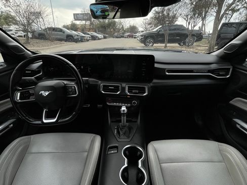 Used 2024 Ford Mustang Premium image 10