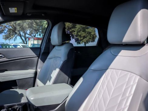 Used 2023 Kia Sportage X-Pro image 10