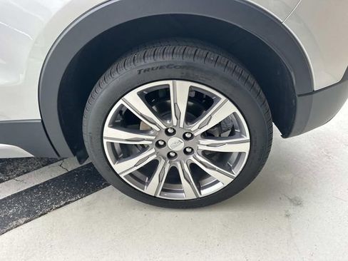 Used 2020 Cadillac XT4 Premium Luxury image 11