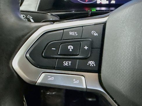 Used 2026 Volkswagen Atlas Cross Sport SE FWD image 14