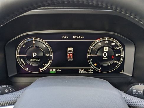 New 2025 Mitsubishi Outlander SE image 30