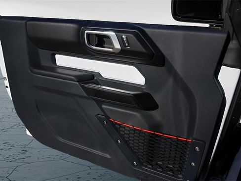 Used 2025 Ford Bronco Stroppe Edition image 26