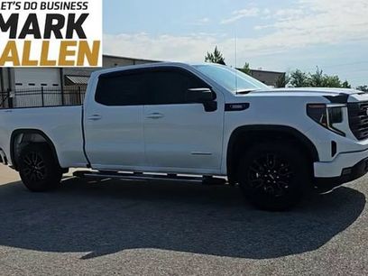 Used 2025 GMC Sierra 1500 Elevation
