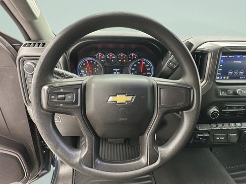 Used 2021 Chevrolet Silverado 1500 Custom AWD/4WD image 16