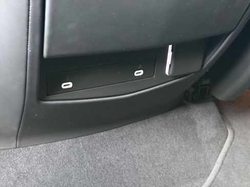 Used 2023 Cadillac Escalade Premium Luxury w/ Performance Package image 17