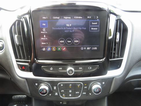 Used 2022 Chevrolet Traverse High Country image 26