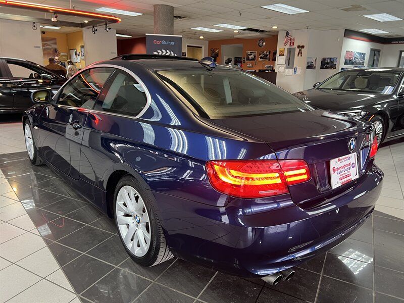 Used 2011 BMW 328i Coupe RWD image 8