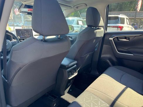 Used 2025 Toyota RAV4 XLE w/ Convenience Package FWD image 11
