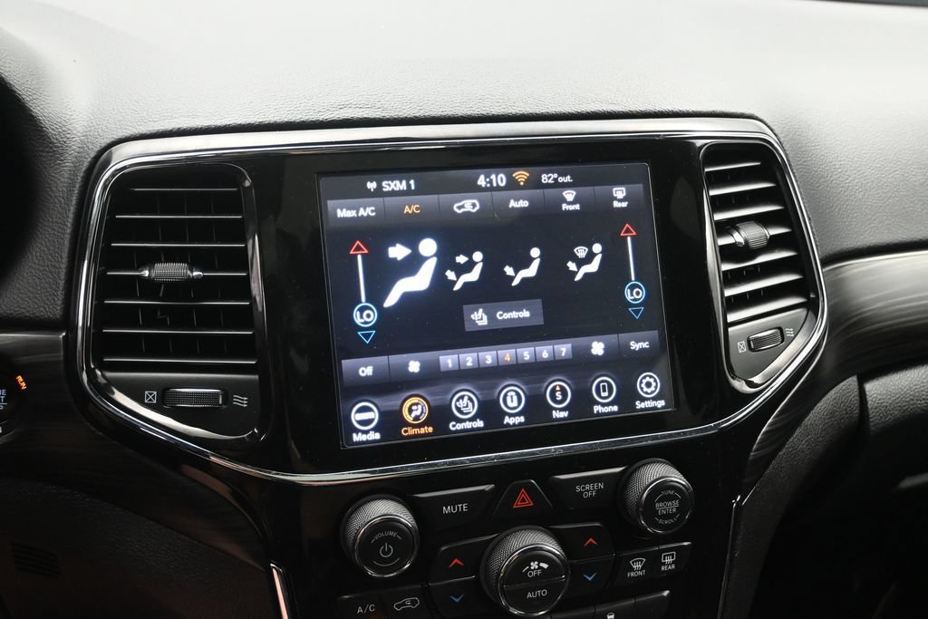 Used 2021 Jeep Grand Cherokee Laredo X AWD/4WD image 18
