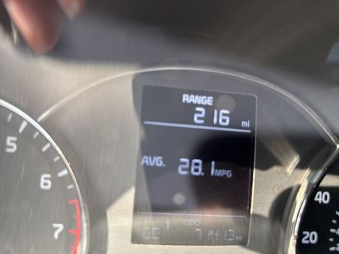 Used 2017 Kia Forte LX image 10