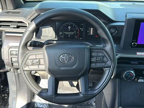 Used 2025 Toyota Tacoma SR5 image 18