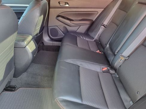 Certified 2025 Nissan Altima 2.5 SR FWD image 29