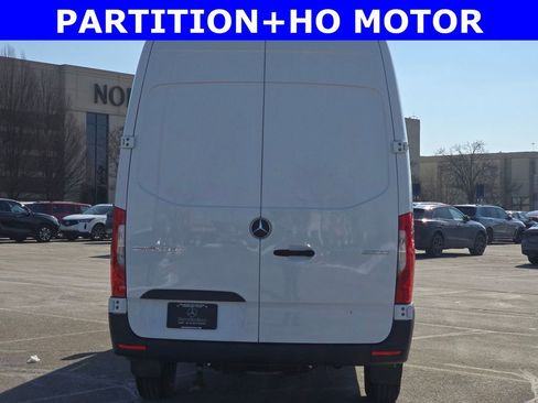 New 2025 Mercedes-Benz Sprinter 2500 image 12