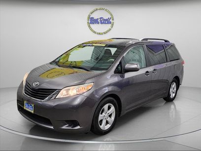 Used 2014 Toyota Sienna LE