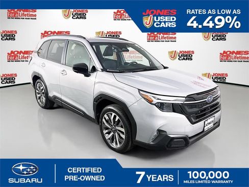 Used 2025 Subaru Forester Touring AWD/4WD image 1