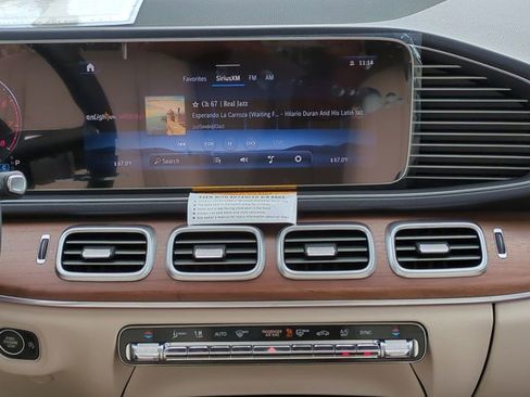 Certified 2024 Mercedes-Benz GLE 450 4MATIC image 17