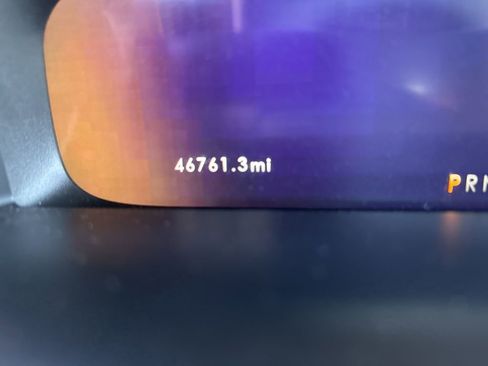 Used 2023 Lincoln Nautilus Reserve w/ Monochromatic Package image 2