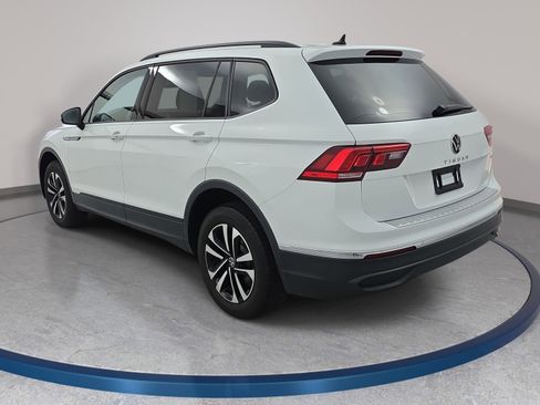 Certified 2022 Volkswagen Tiguan S image 7