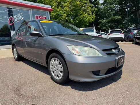 Used 2005 Honda Civic LX image 2