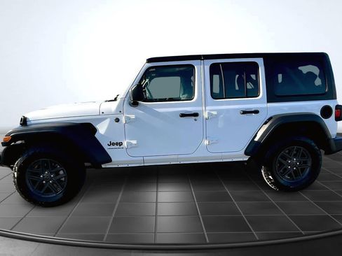 Used 2024 Jeep Wrangler Unlimited Sport AWD/4WD image 3