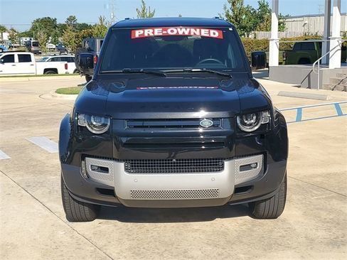 Used 2025 Land Rover Defender 110 S image 6