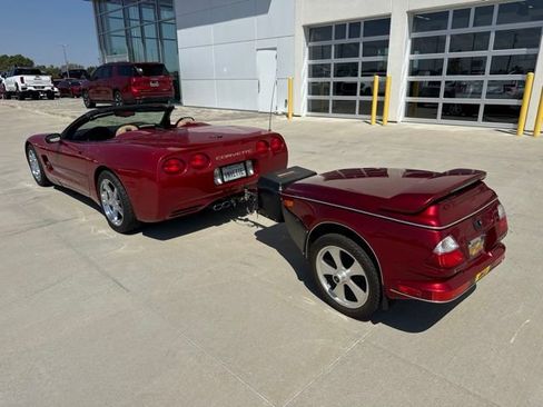 Used 1998 Chevrolet Corvette Convertible w/ Memory Pkg RWD image 5