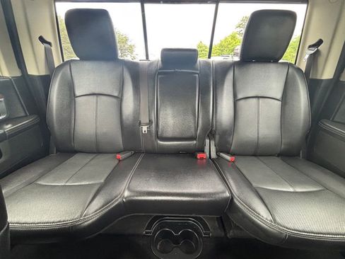 Used 2017 RAM 1500 Laramie w/ Convenience Group AWD/4WD image 17