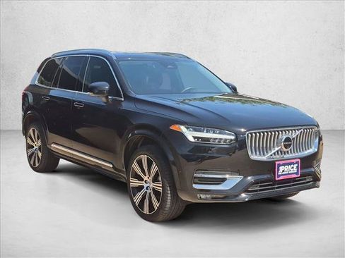 Used 2024 Volvo XC90 B5 Plus w/ Protection Package Premier AWD/4WD image 3