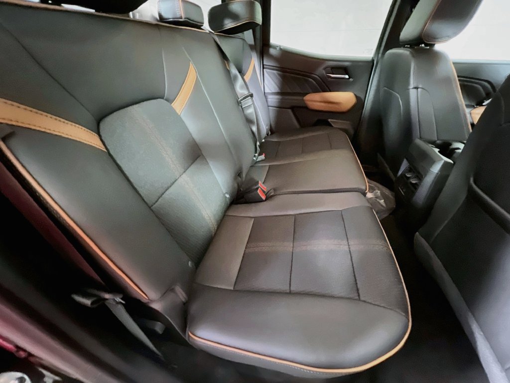 New 2026 GMC Canyon AT4 AWD/4WD image 21