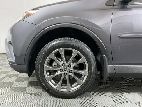 Used 2017 Toyota RAV4 Limited image 8