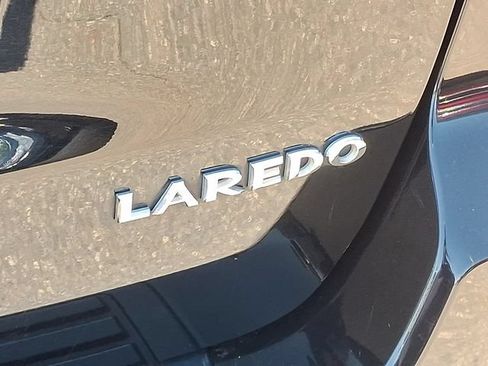 Used 2019 Jeep Grand Cherokee Laredo RWD image 22